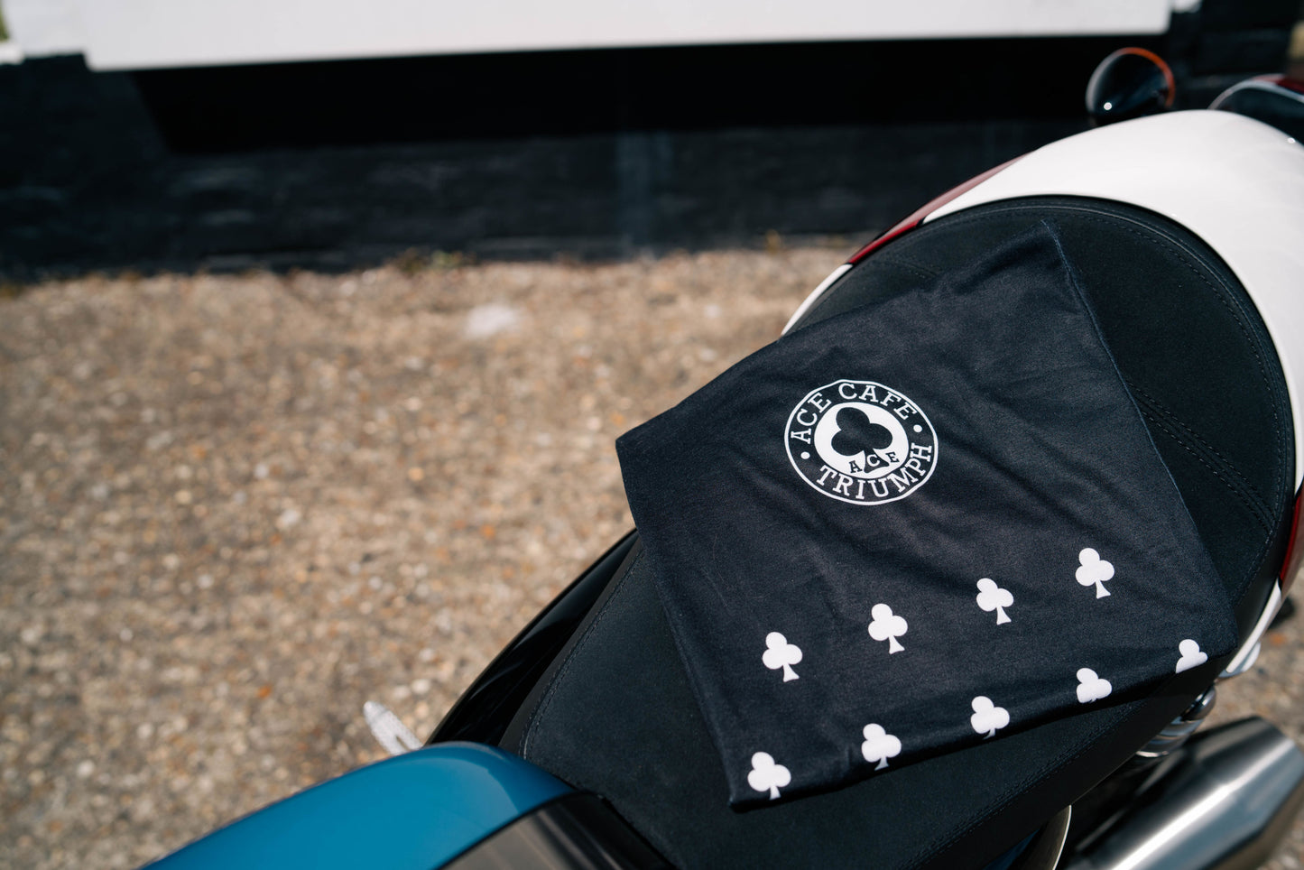 Triumph Braga de cuello Ace Cafe