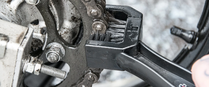 Cepillo limpiador cadenas motocicleta Muc-Off